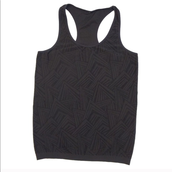 Fabletics workout tank - Picture 2 of 6